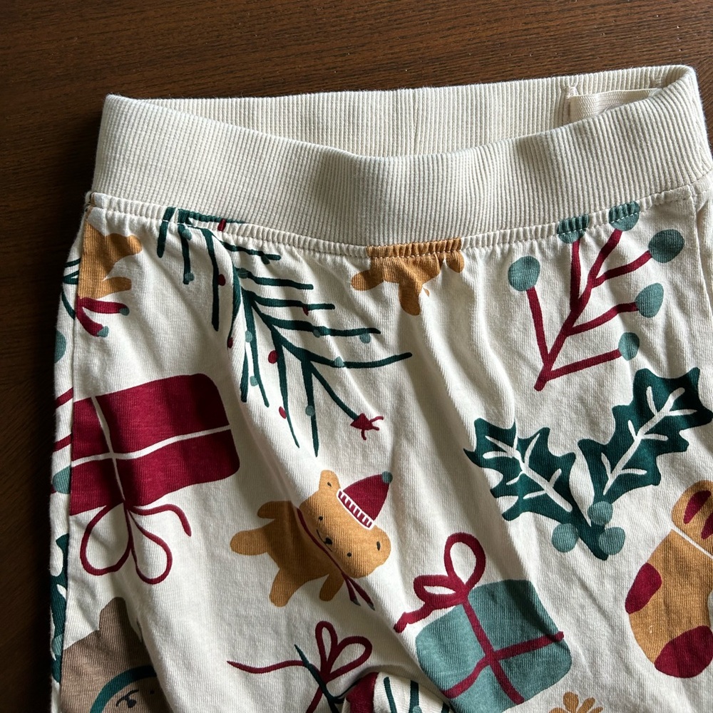 Holiday Print Matching Set - Picture 3 of 3